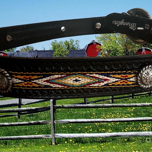 Wrangler Kids Leather Belt w/ Buckle - Picture 5 of 6